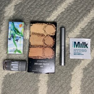 BRAND NEW PRODUCTS: Makeup Bag